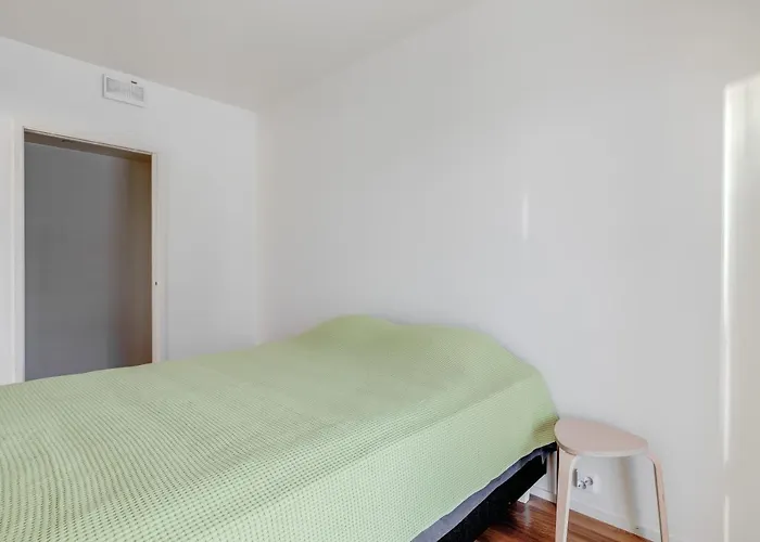 Tapiola Oak אספו